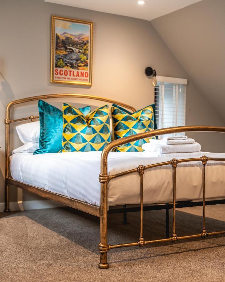 Luxury Cottage With Mountain View'S Cononbridge エクステリア 写真