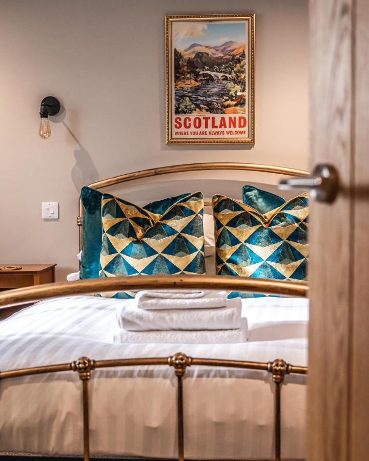 Luxury Cottage With Mountain View'S Cononbridge エクステリア 写真